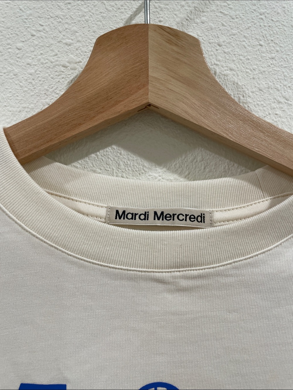 Mardi Mercredi Floral Graphic Long Sleeve Tee Cream & Royal Blue XS - Picture 2 of 7